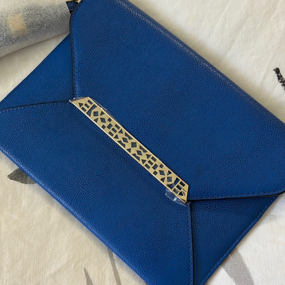 New! Stella & Dot Avalon Wristlet - Cobalt Blue Envelope Clutch w/Gold Accent